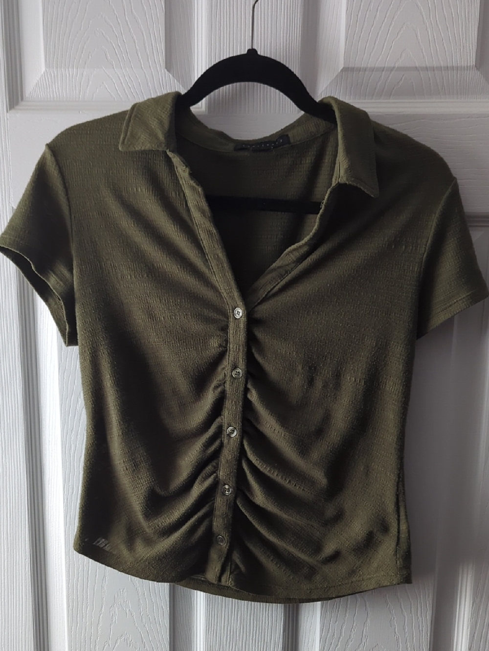 Sanctuary Olive Green Ruched Button-Front Polo